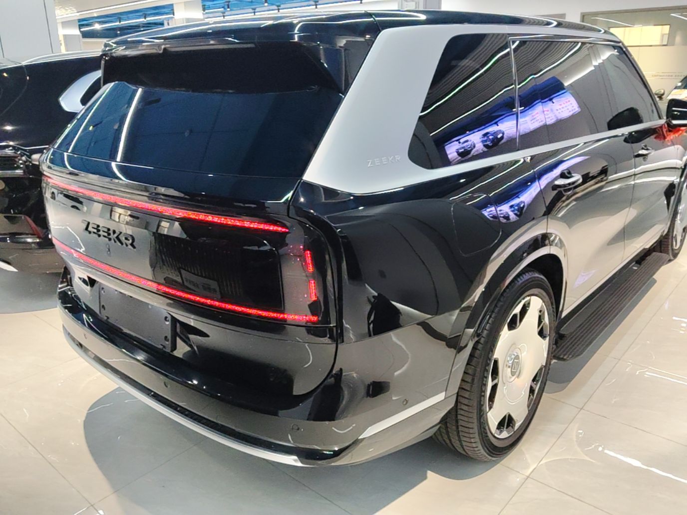 Zeekr 9X 2025 Hyper Edition 70kWh — снимка 6