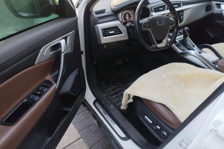 Used Geely Auto Emgrand X7 Sport 2016 1.8TD Automatic ZhiZun Version