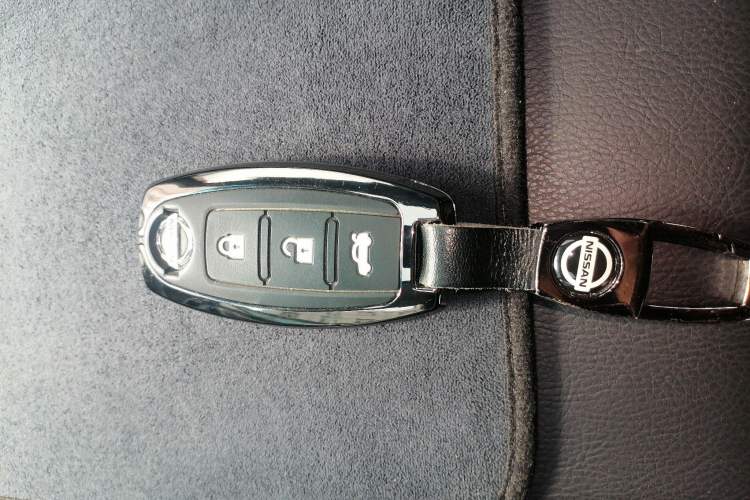 Used Nissan Teana 2013 2.0L XL-NAVI Smart Navigation Edition Vehicle Key