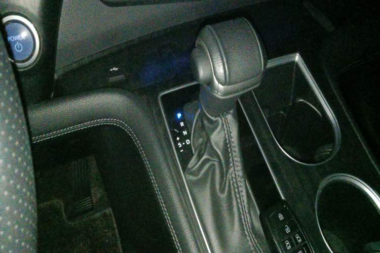 Used Toyota Sienna 2021 2.5L Hybrid Premium Edition
