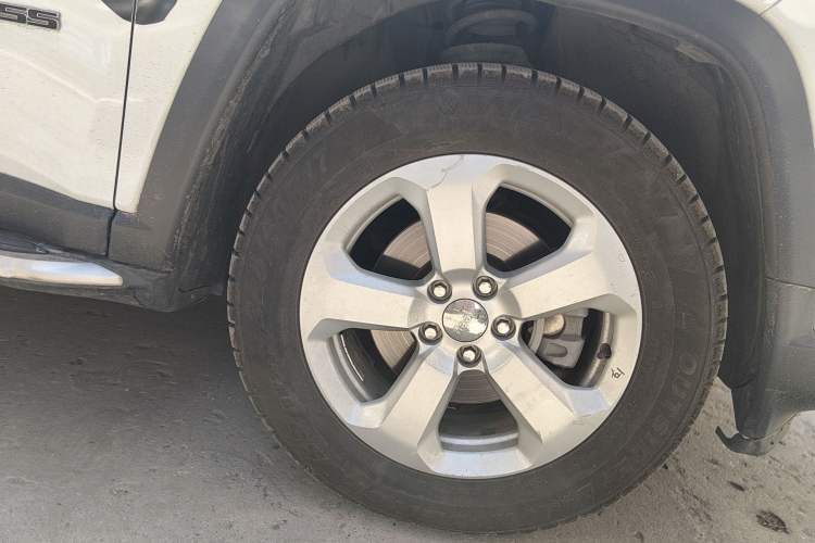 Used Jeep Compass 2019 220T Automatic Enjoyment Version Right Front Wheel Hub