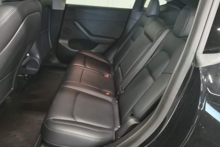 Used Tesla Model Y 2022 Rear-Wheel-Drive Version
