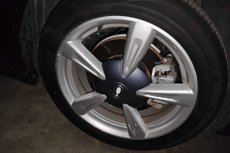 Used ORA Good Cat 2021 500km Long-Range Poseidon Edition Lithium-Ion Battery
