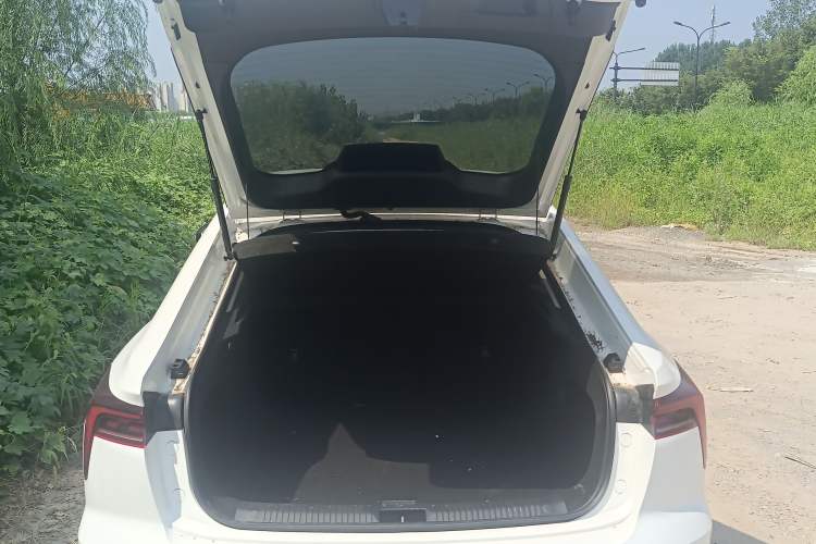 Used Bestune B70 2022 Third Generation 1.5T Automatic Enjoyment Version
