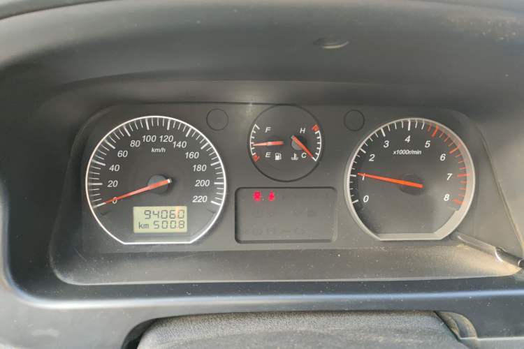 Used Jinbei Express 2017 2.0L Standard Version V19