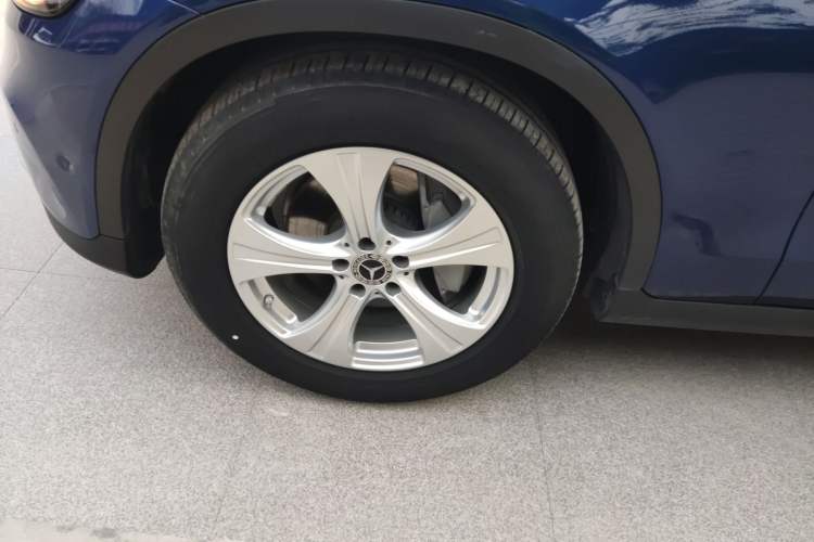 Used Mercedes-Benz GLC 2020 GLC 260 L 4MATIC Dynamic Model Exterior 4