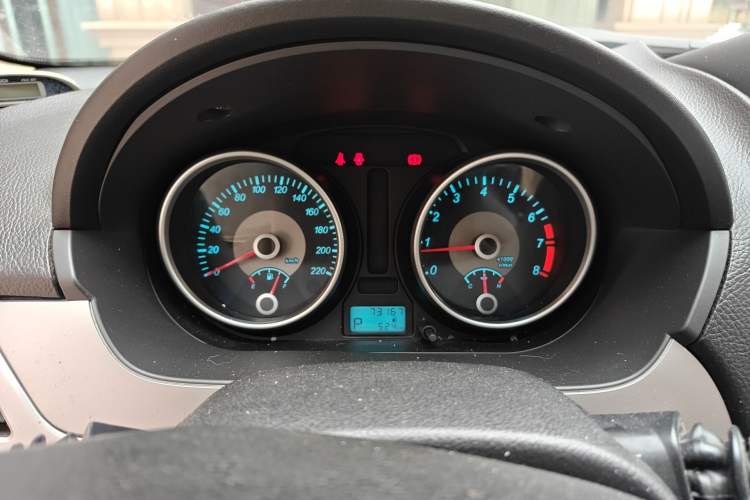 Used Buick Excelle 2013 1.5L Automatic Classic Model
