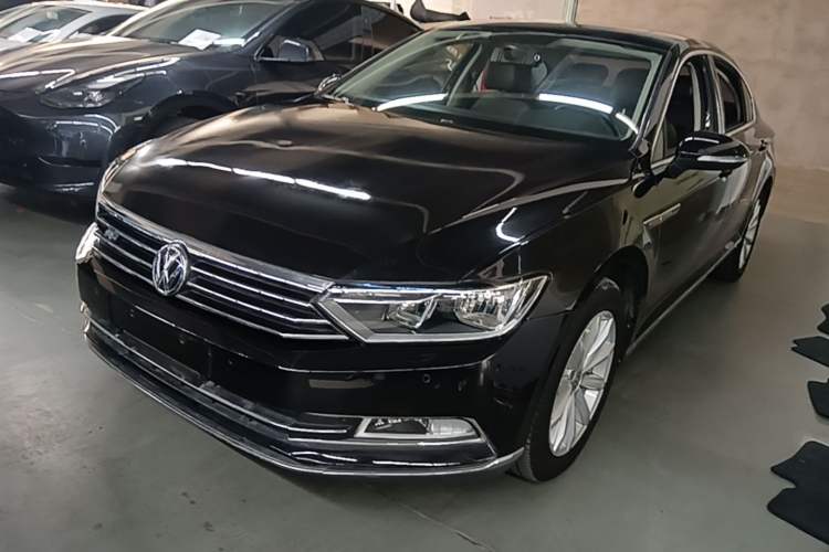Used Volkswagen Magotan 2018 330TSI DSG Advanced Model