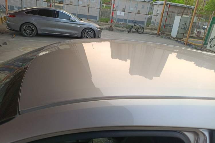 Used Toyota IZOA 2018 2.0L Yichi Version China VI Standard Roof