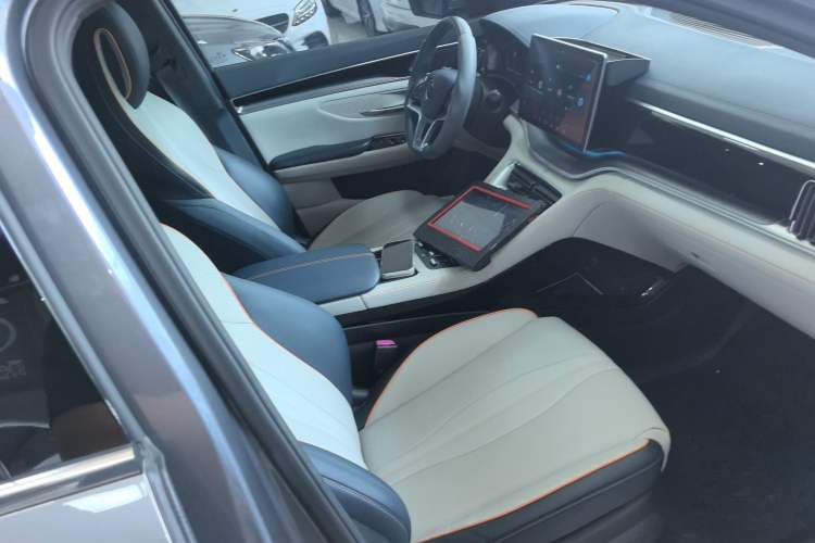 Used BYD Song PLUS New Energy 2021 DM-i 51KM Prestige Model Right Front Seat