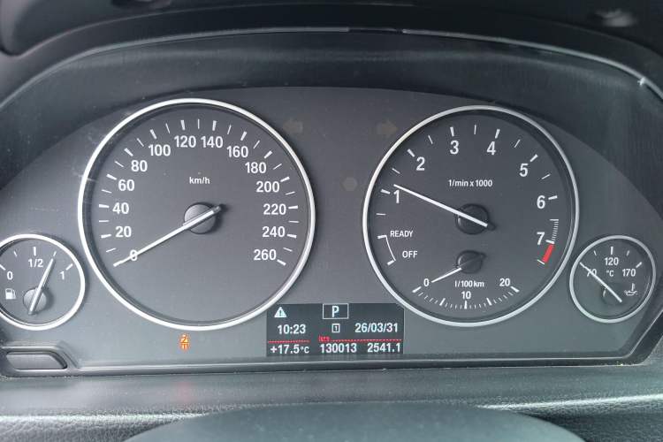 Used BMW 3 Series 2017 318i Fashion Model
