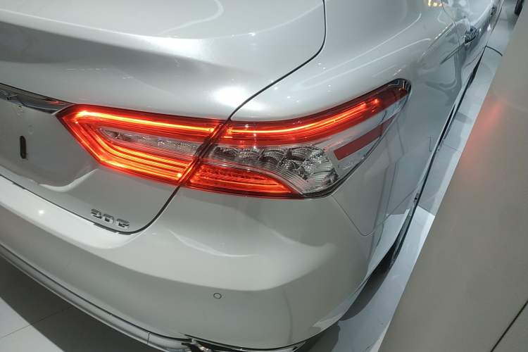 Used Toyota Camry 2023 2.0G Luxury Edition