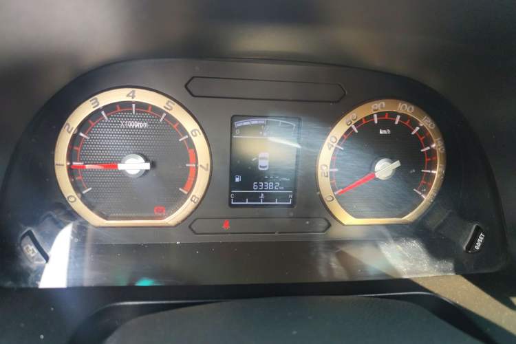 Used FORTHING Lingzhi 2017 M5 1.6L Luxury Model
