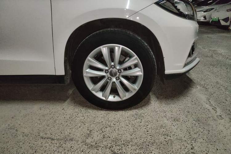 Used Haval H2 2016 Red Label 1.5T Automatic Two-Wheel Drive Prestige Model