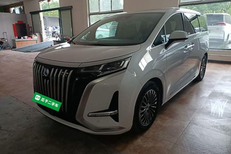 Used Denza D9 2022 EV 620 Prestige Model