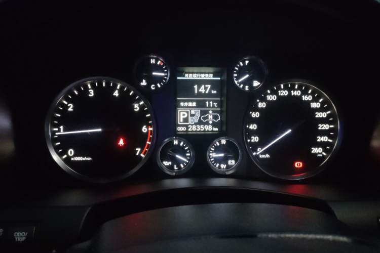 Used Lexus LX 2013 570