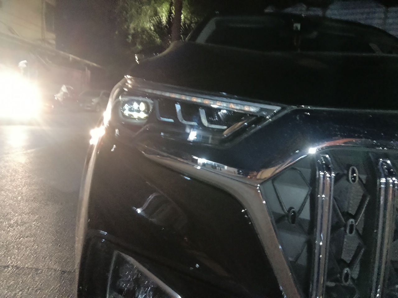 Hongqi HS5 2022 Revised Version 2.0T Smart Connect Flagship Edition — снимка 7