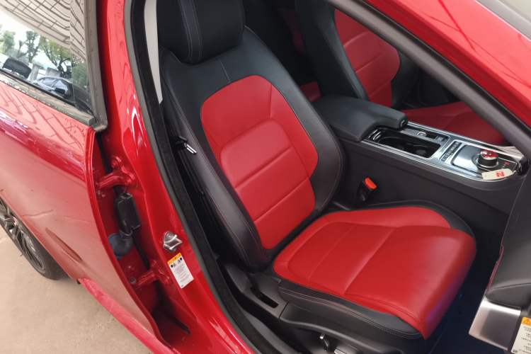 Used Jaguar XE 2019 2.0T 300 PS All-Wheel-Drive Landmark Edition
