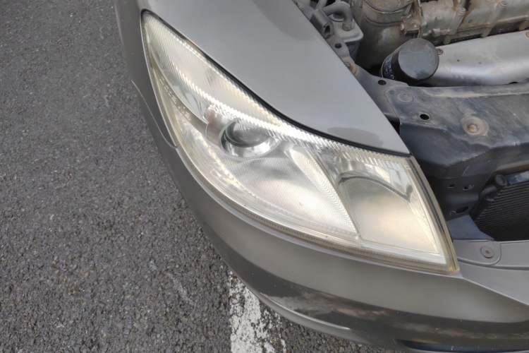 Used Skoda Octavia 2012 1.6L Automatic Yijie Edition Right Front Headlight