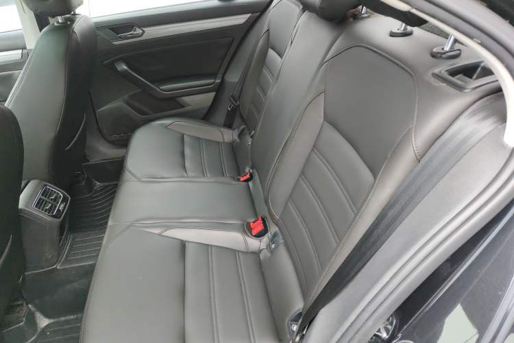 Used Volkswagen Lamando 2017 230TSI DSG Fashion Edition