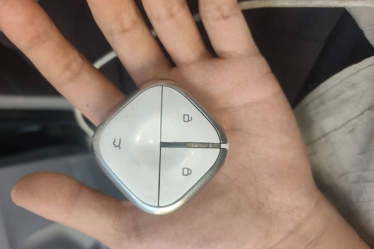 Used Wuling Air ev 2023 - Four Seats - Advanced Edition Vehicle Key