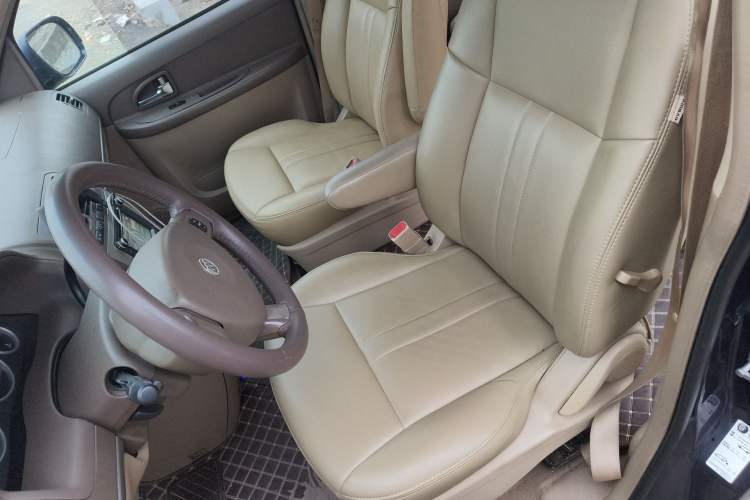 Used Buick GL8 2014 2.4L Comfort Edition
