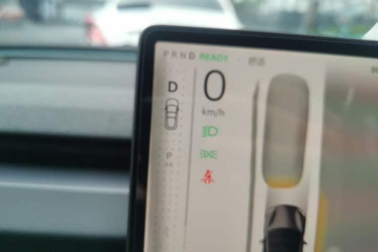 Used Tesla Model 3 2023 Rear-Wheel-Drive Version
