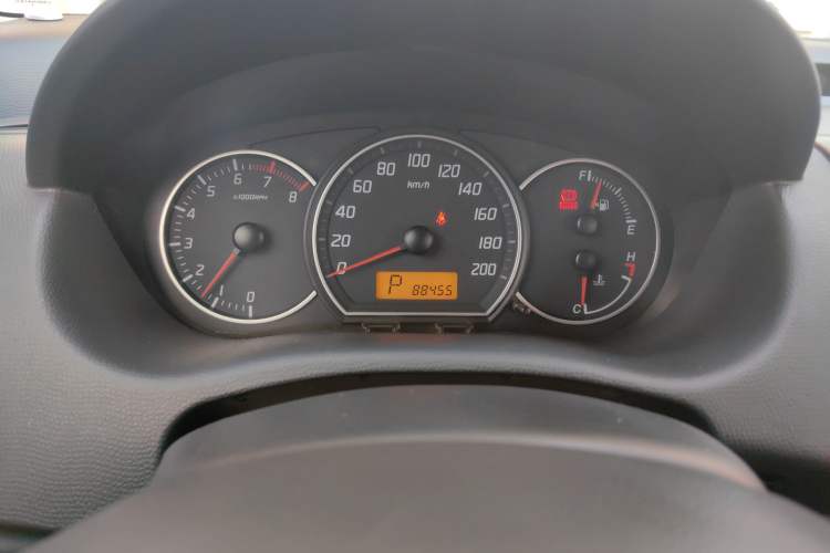 Used Suzuki Swift 2016 1.5L Automatic Fashionable Coolplay Edition