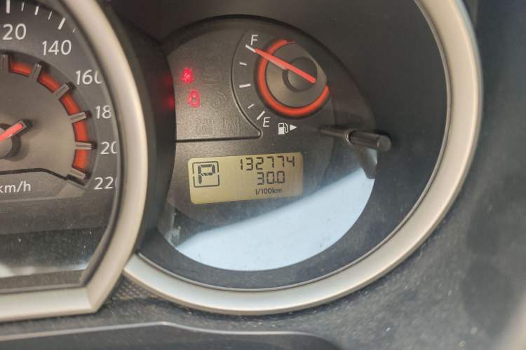 Used Nissan Sylphy 2012 Classic 1.6XE Automatic Comfort Edition Odometer Close Up