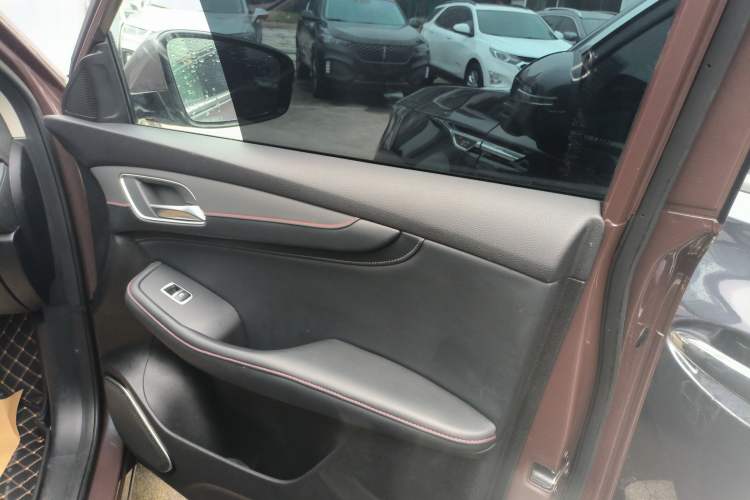 Used MG Pilot 2021 300TGI Automatic Two-Wheel Drive Fuel-Efficient Luxury Edition