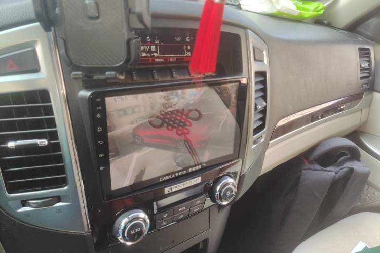 Used Mitsubishi Pajero 
