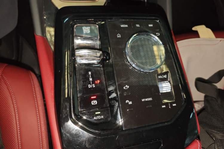 Used BMW 5 Series 2024 530Li Luxury Package Premium Edition
