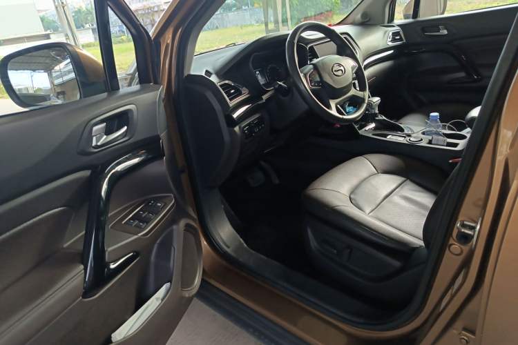 Used GAC Trumpchi GS4 2017 235T Automatic Two-Wheel Drive Luxury Smart Connectivity Version
