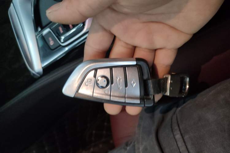 Used BMW 5 Series 2018 Restyled 530Li Leading Edition M Sport Package