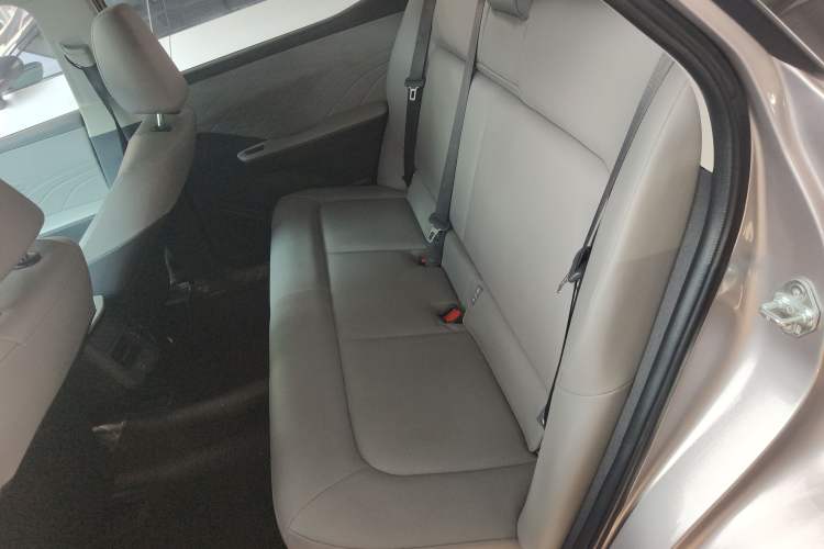 Used Toyota bZ3 2024 517 km Elite PRO Left Rear Seat
