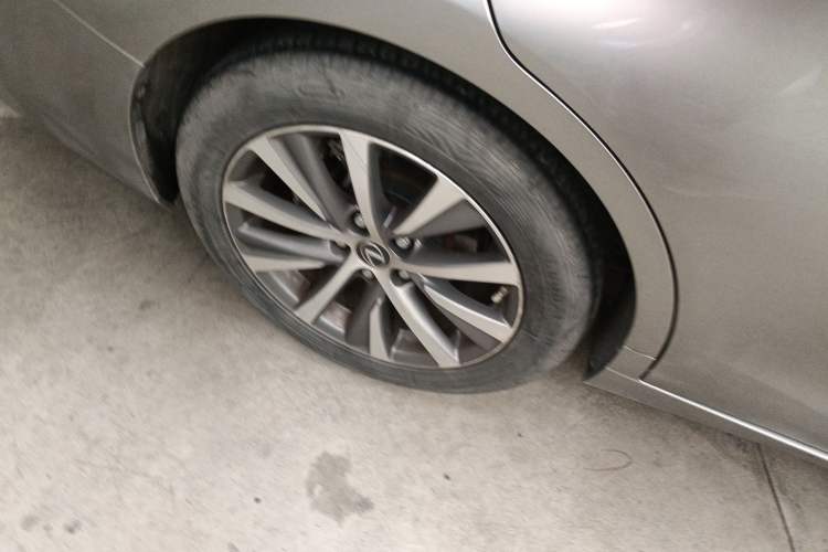 Used Lexus ES 2020 200 Excellence Edition