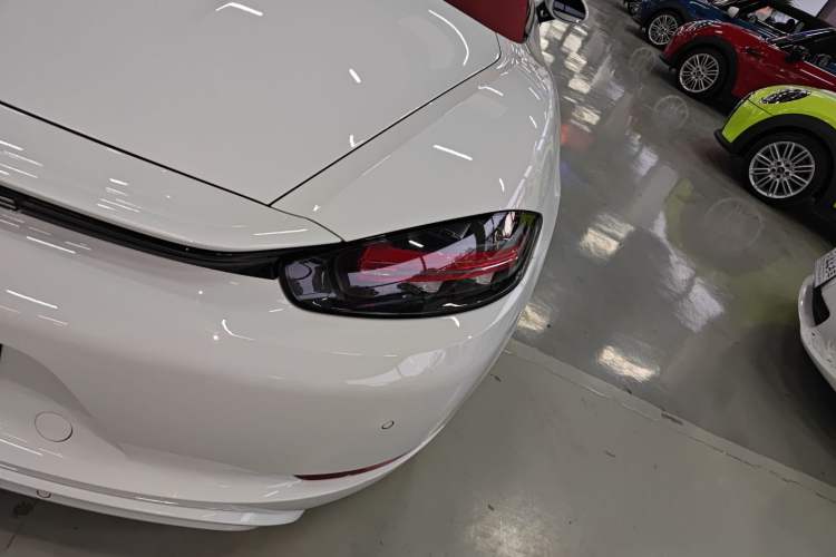 Used Porsche 718 2022 Boxster 2.0T
