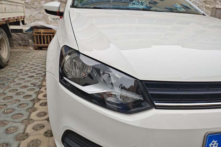 Used Volkswagen Polo 2018 1.5L Automatic Advanced Driving Model Right Front Headlight