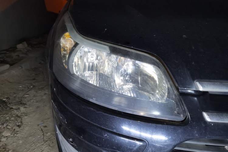Used Citroen C-Quatre 2011 Sedan 2.0L Automatic RuiShang Model Right Front Headlight
