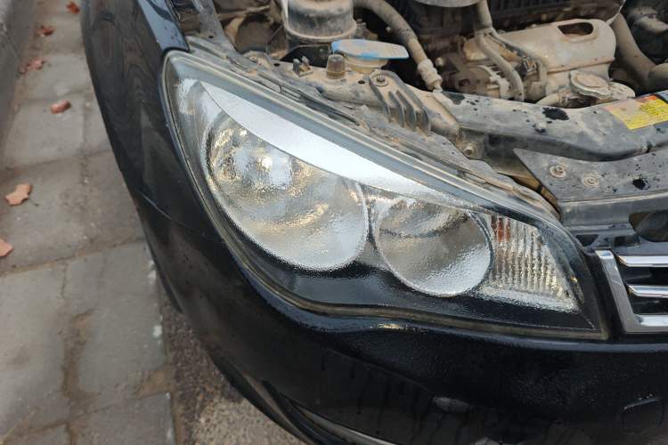 Used Roewe 350 2014 1.5L Manual Swift Edition
