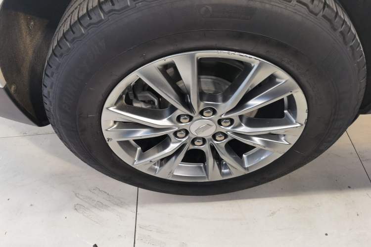 Used Cadillac XT5 2020 28T Four-Wheel Drive Luxury Version Exterior 3