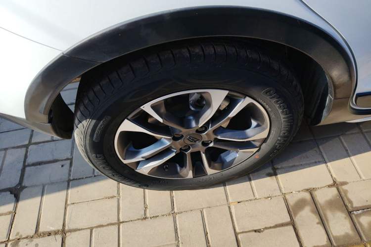 Used Geely Auto Vision X3 2019 Upgraded Model 1.5L CVT Prestige Version