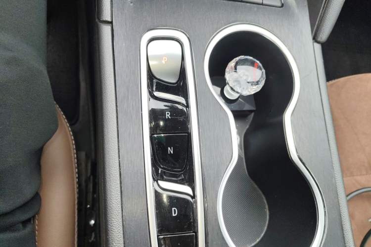 Used Buick Regal 2020 552T Luxury Version Gear Lever