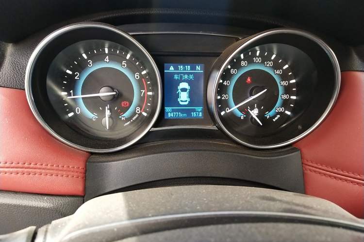 Used Haval H1 2015 1.5L AMT Luxury Model Odometer Close Up