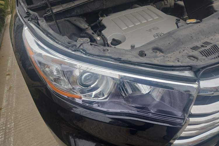 Used Toyota Highlander 2015 3.5L 4x4 Luxury Edition 7-seater