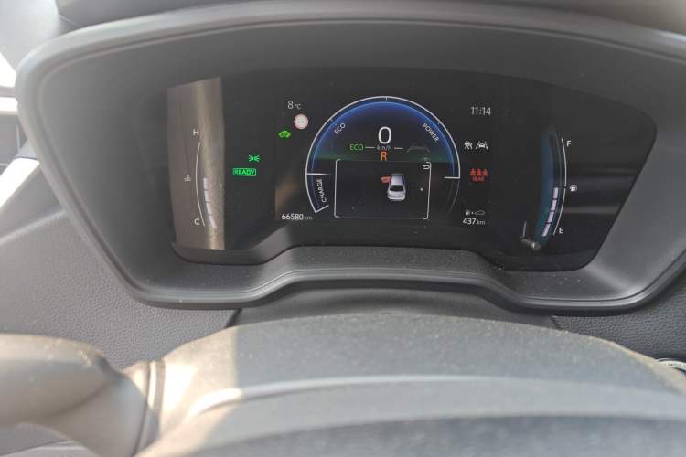 Used Toyota Corolla 2023 1.8L Smart Electric Hybrid Dual-Motor Pioneer Edition Odometer Close Up