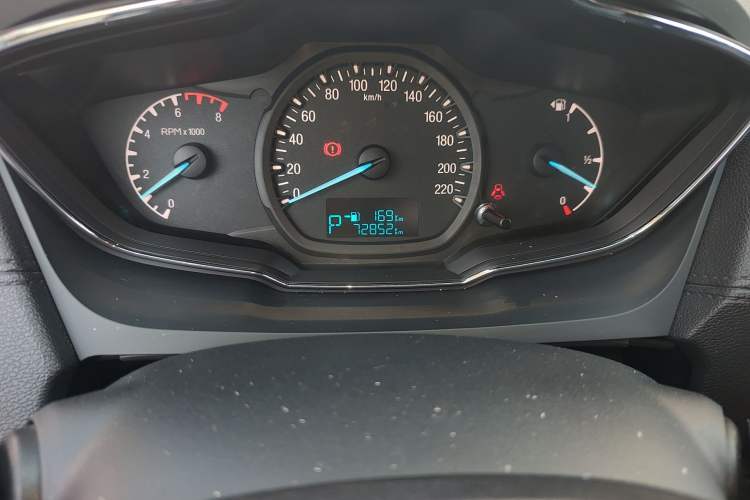 Used Ford Escort 2017 Happiness Edition 1.5L Automatic Fashion Version Odometer Close Up