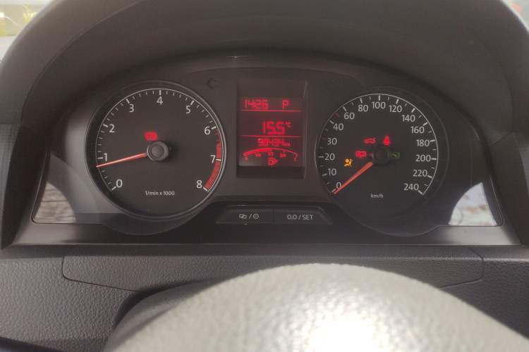 Used Volkswagen Santana 2015 1.6L Automatic Fashion Edition Instrument Cluster