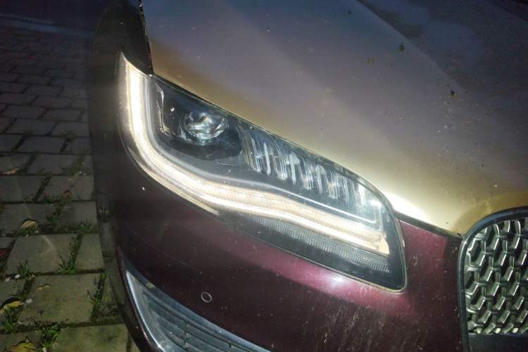 Used Lincoln MKZ 2017 2.0T Luxury Edition
