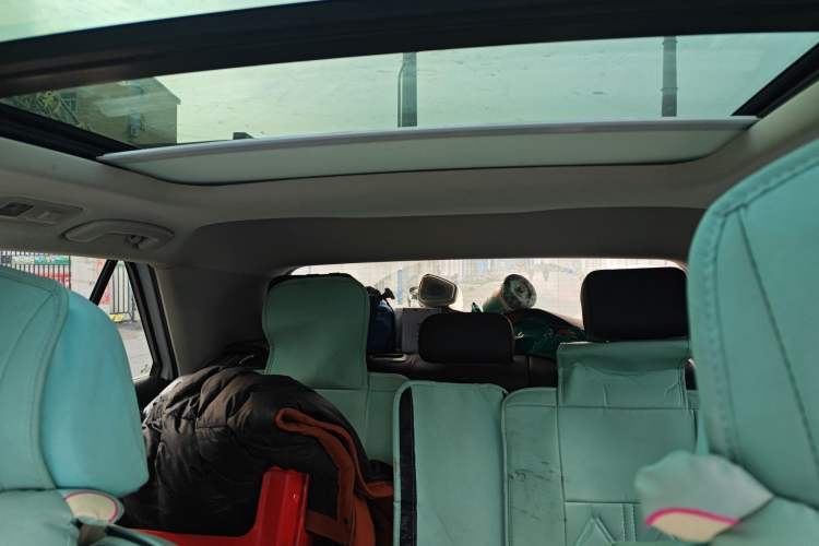 Used Volkswagen T-ROC 2019 230TSI DSG Two-Wheel-Drive Advanced Version China VI Standard Headliner